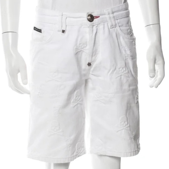 PHILIPP PLEIN
Denim Shorts
Size: M - Picture 1 of 3